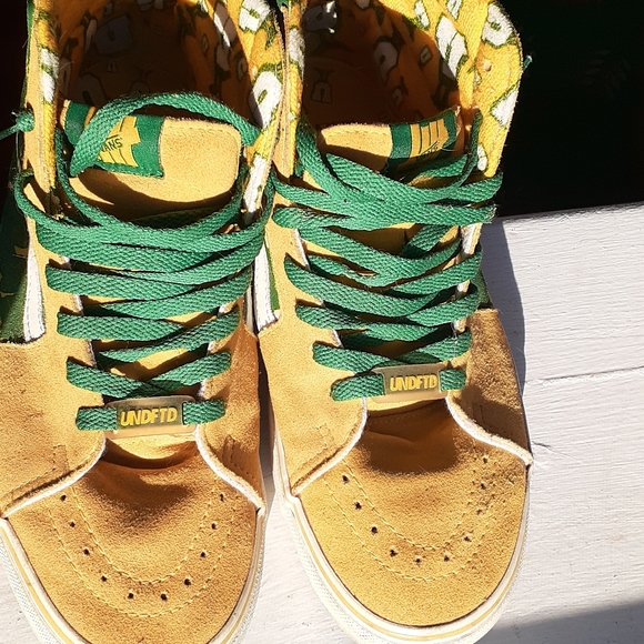 Collectible Undefeated Van's Supersonics i  SK8HI - Picture 2 of 7
